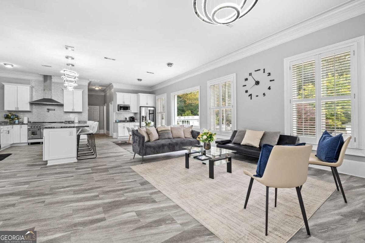 3687 Briarcliff Road Atlanta - 76