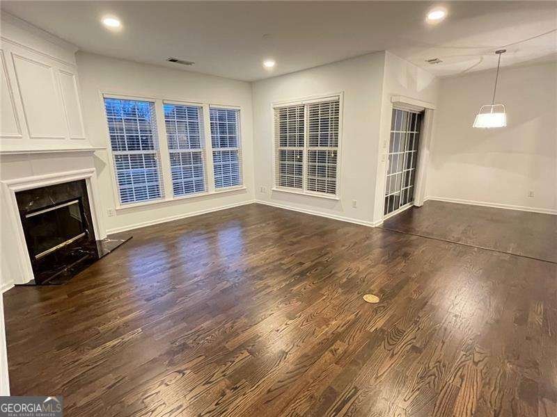 319 Dexter Drive Woodstock - 34