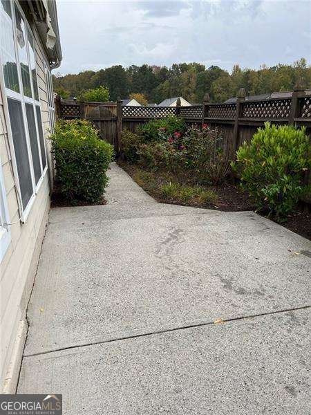 319 Dexter Drive Woodstock - 44