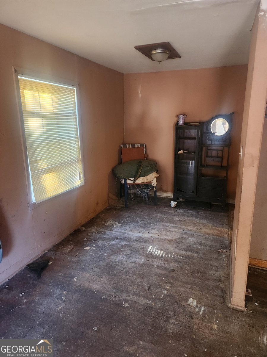 527 Daniel Street Royston - 4