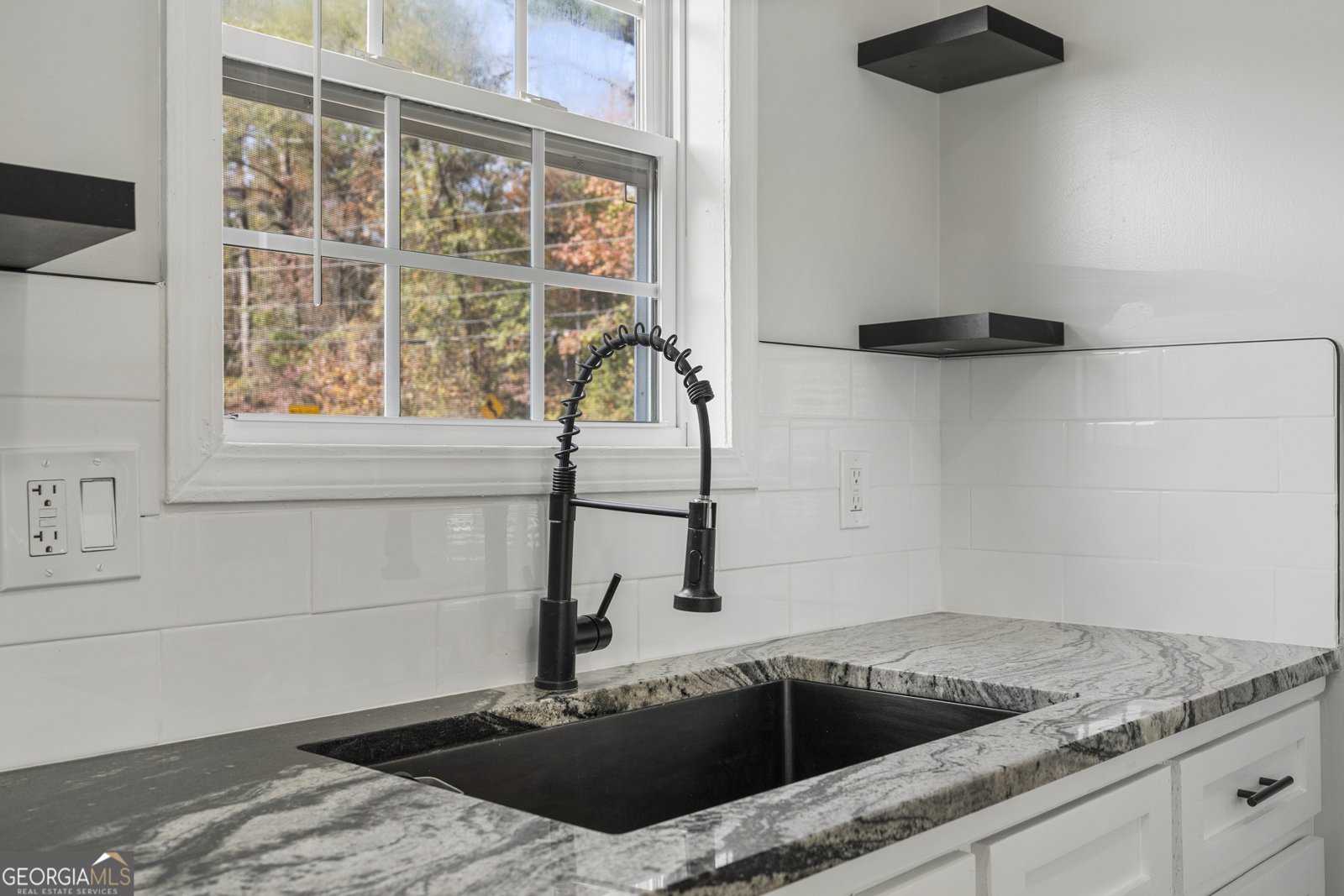 6782 Mitchell Road Columbus - 11