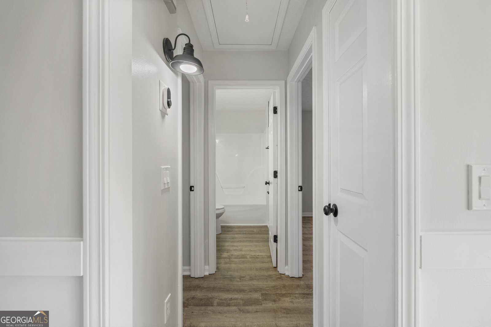 6782 Mitchell Road Columbus - 12