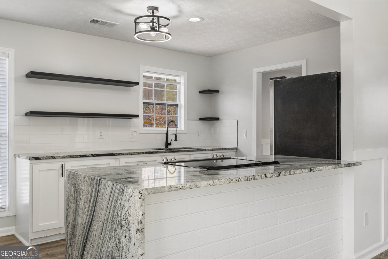 6782 Mitchell Road Columbus - 8