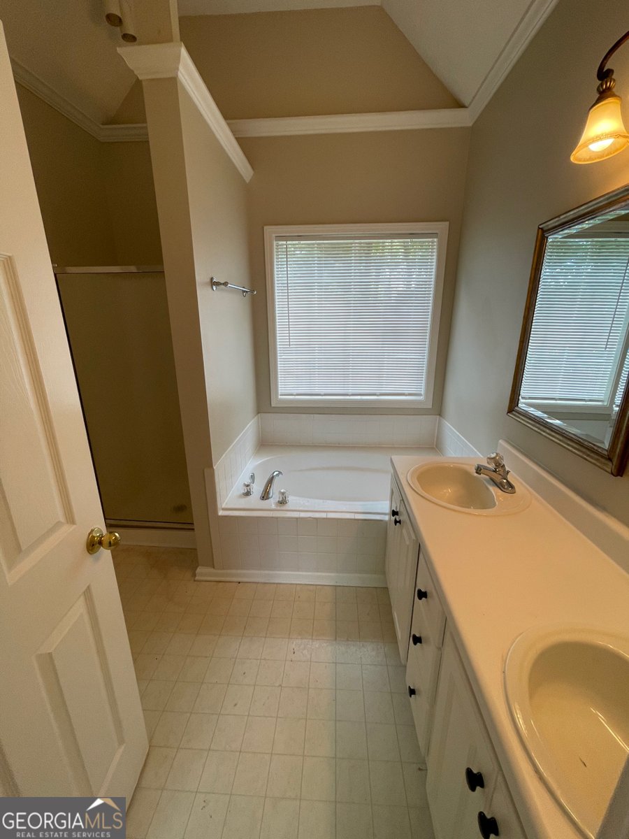 55 The Falls Boulevard Covington - 13