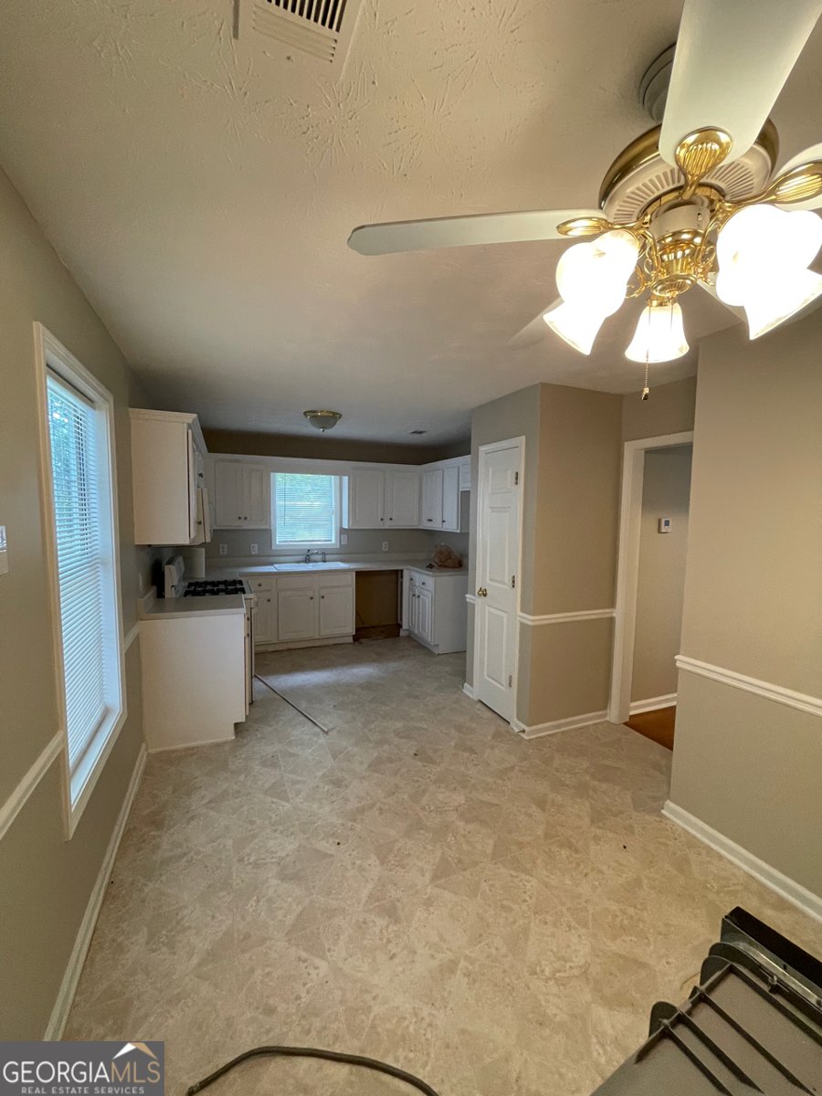 55 The Falls Boulevard Covington - 8