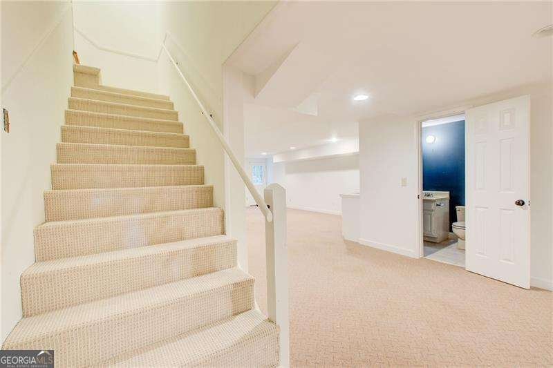 200 Cameron Ridge Drive Atlanta - 40