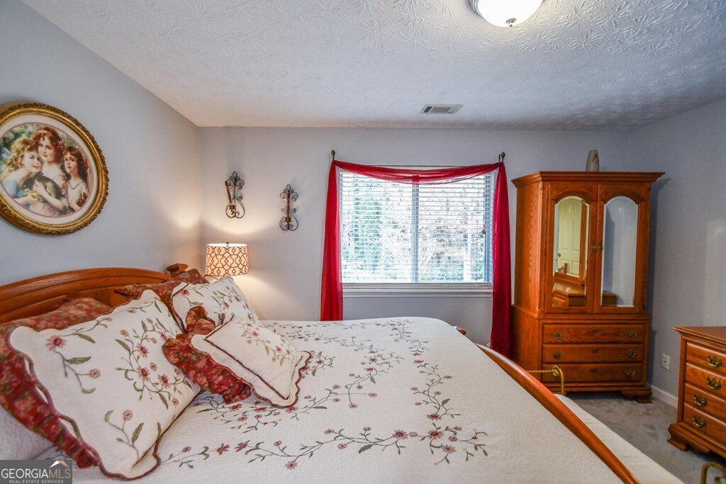 3955 Hidden Hollow Drive Gainesville - 22