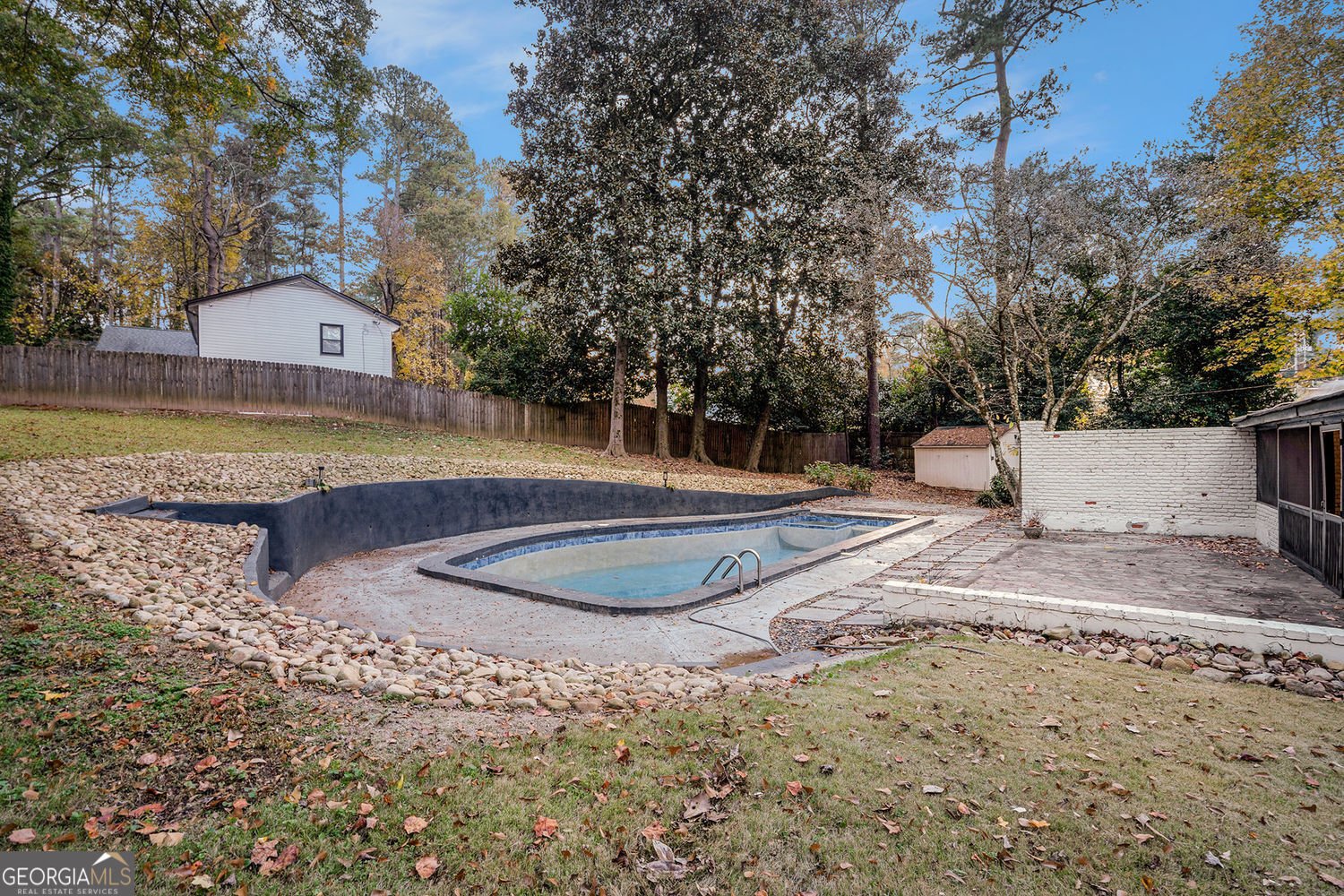 4090 Land O Lakes Drive Atlanta - 2