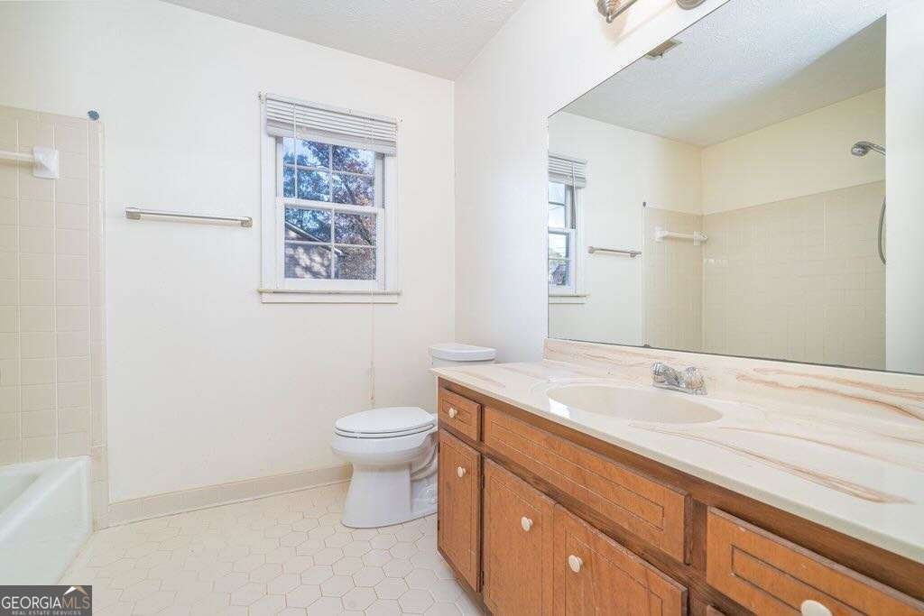 1765 Blackwillow Drive Marietta - 21