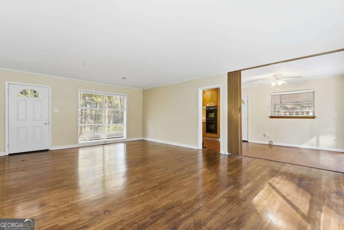 448 THACKERY Place Atlanta - 14