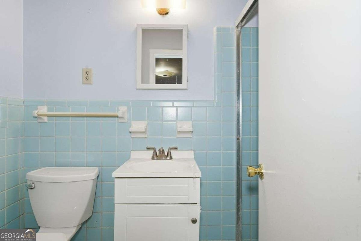 448 THACKERY Place Atlanta - 30