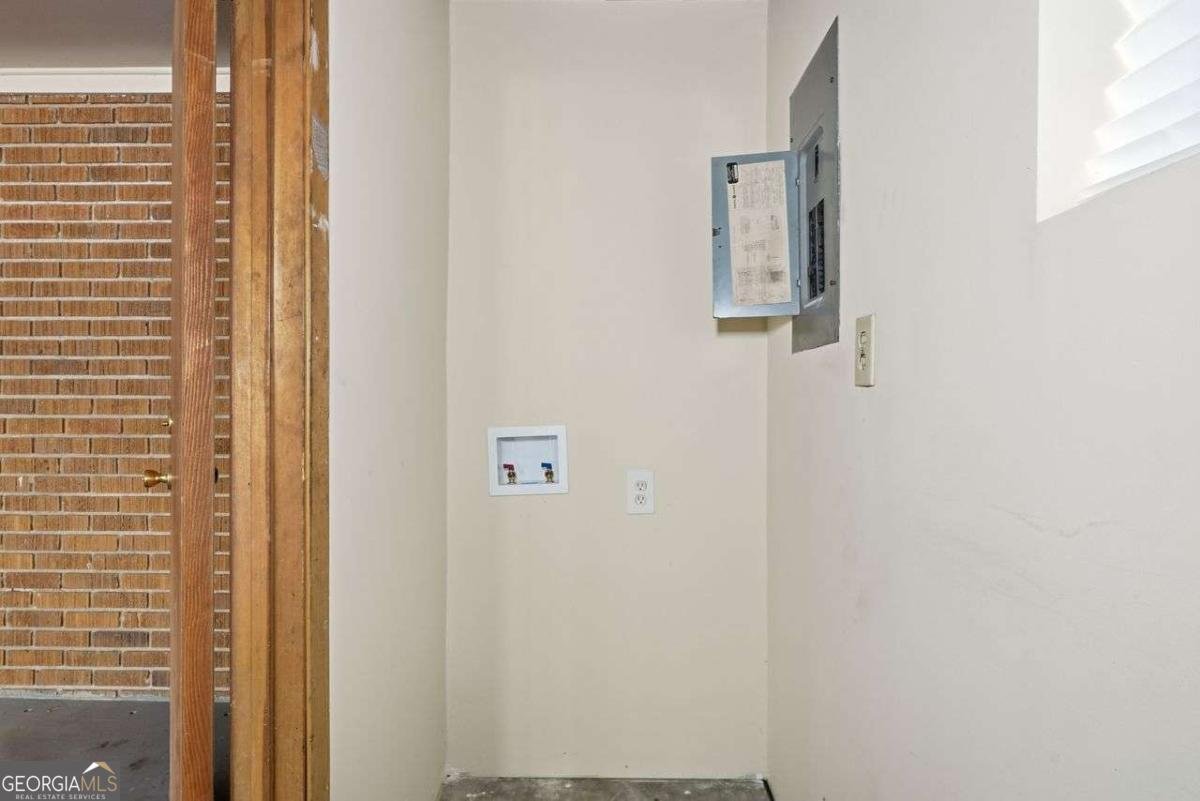 448 THACKERY Place Atlanta - 37