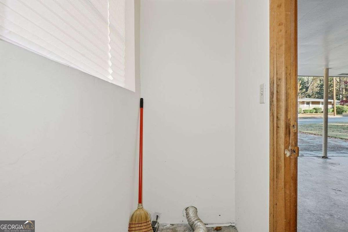 448 THACKERY Place Atlanta - 38