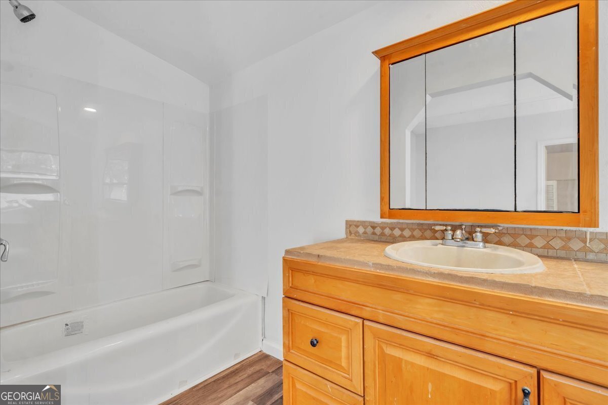 1663 Smith Road Forsyth - 14