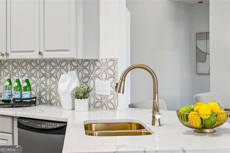 1391 Cameron Glen Drive Marietta - 24