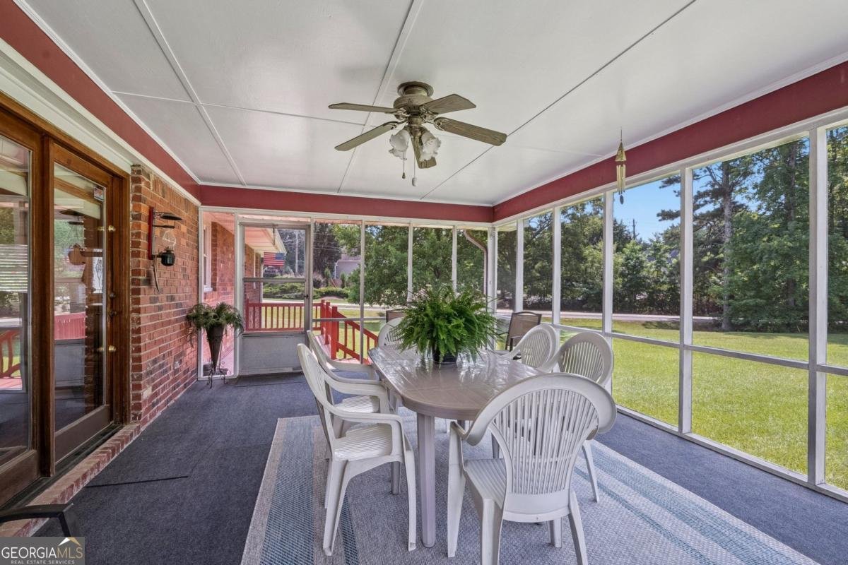 665 Beauregard Boulevard Fayetteville - 25