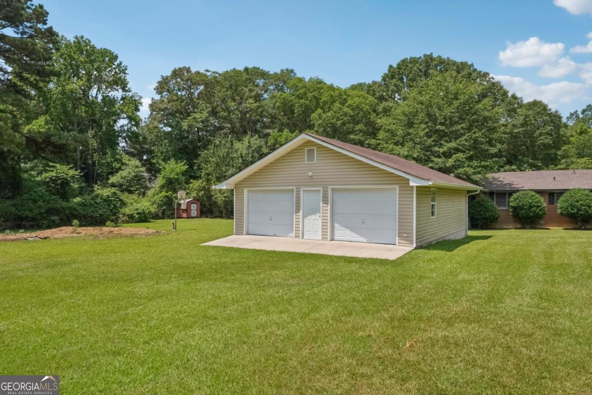 665 Beauregard Boulevard Fayetteville - 29