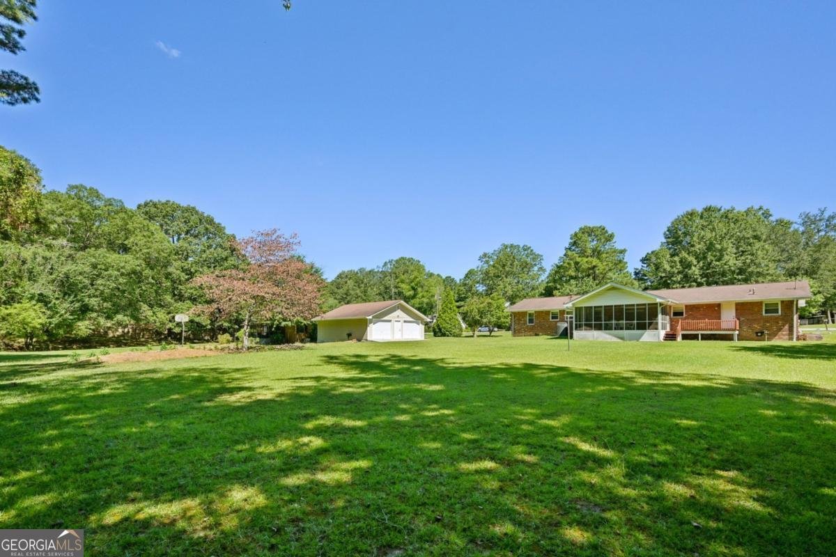 665 Beauregard Boulevard Fayetteville - 35