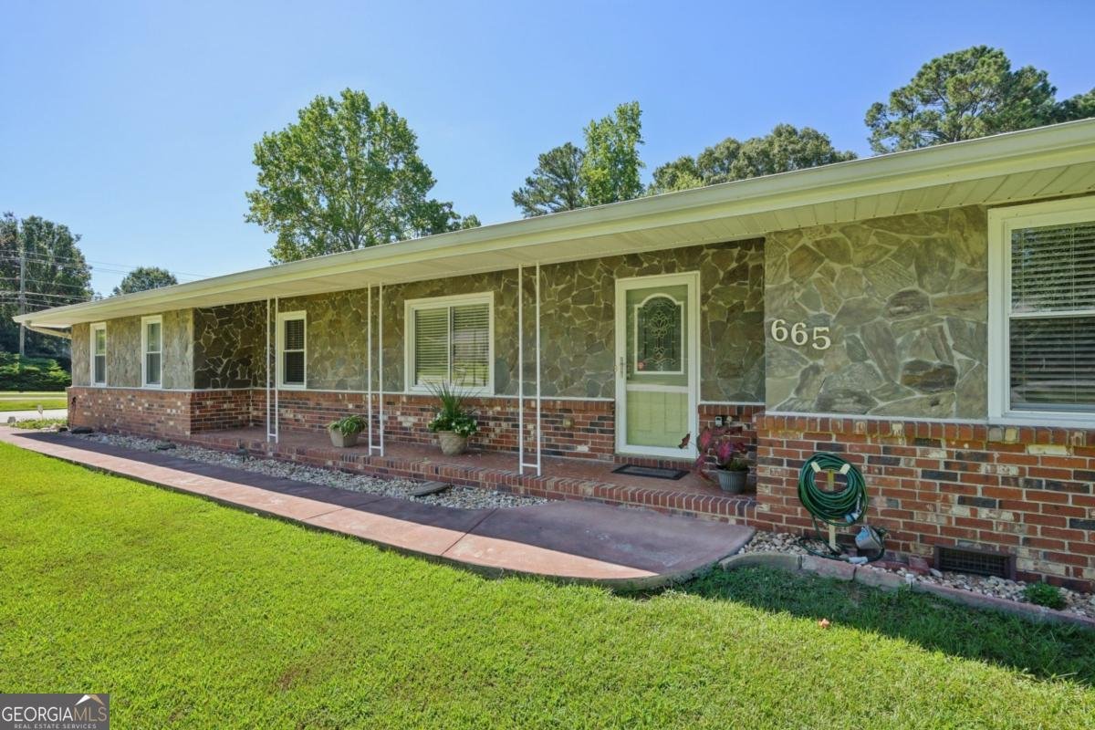 665 Beauregard Boulevard Fayetteville - 4