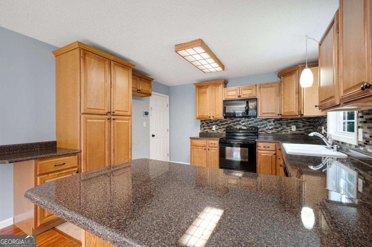 40 Stratford Drive Douglasville - 13