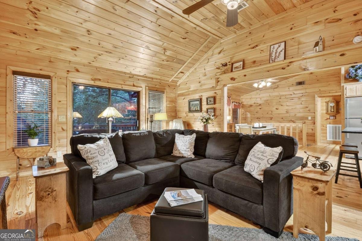 97 Doyle Carder Parkway Cherry Log - 10