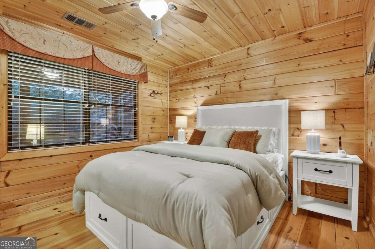 97 Doyle Carder Parkway Cherry Log - 19