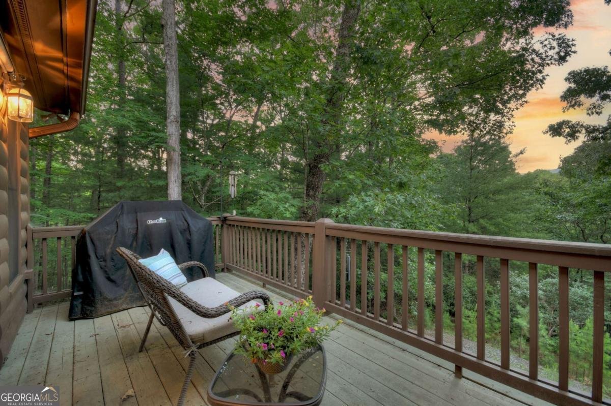 97 Doyle Carder Parkway Cherry Log - 26