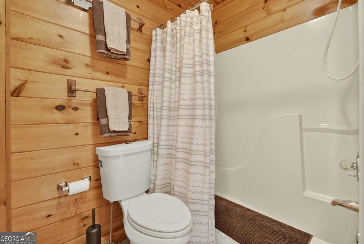 97 Doyle Carder Parkway Cherry Log - 34