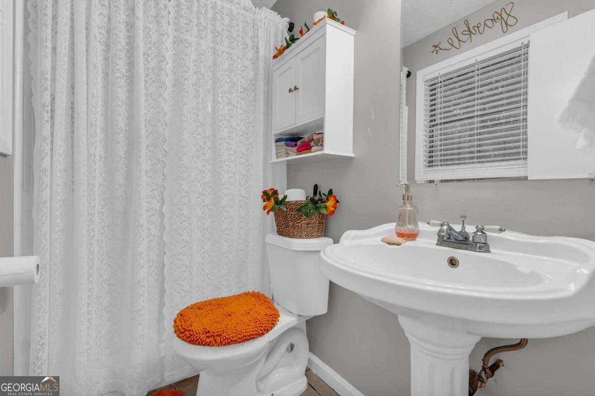 7135 Hania Drive Fairburn - 29