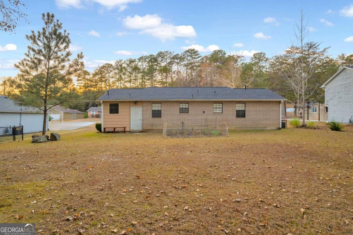 7135 Hania Drive Fairburn - 40