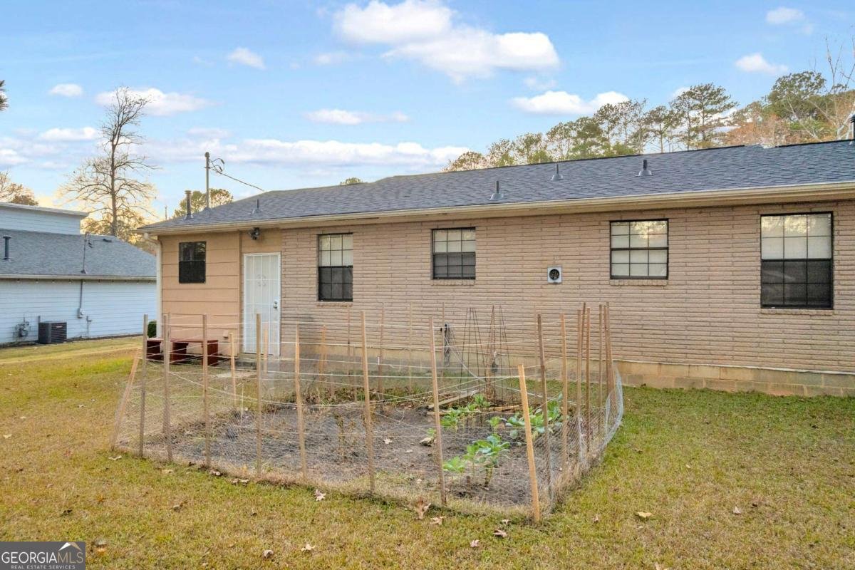 7135 Hania Drive Fairburn - 41