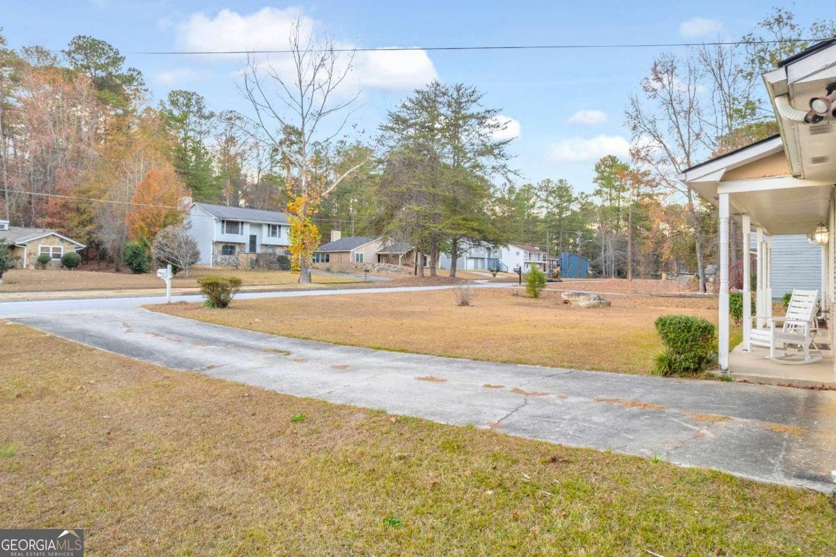 7135 Hania Drive Fairburn - 46