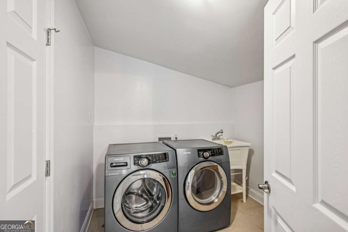 2855 Hollywood Drive Decatur - 21