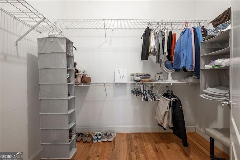 1605 Ridenour Parkway Kennesaw - 23