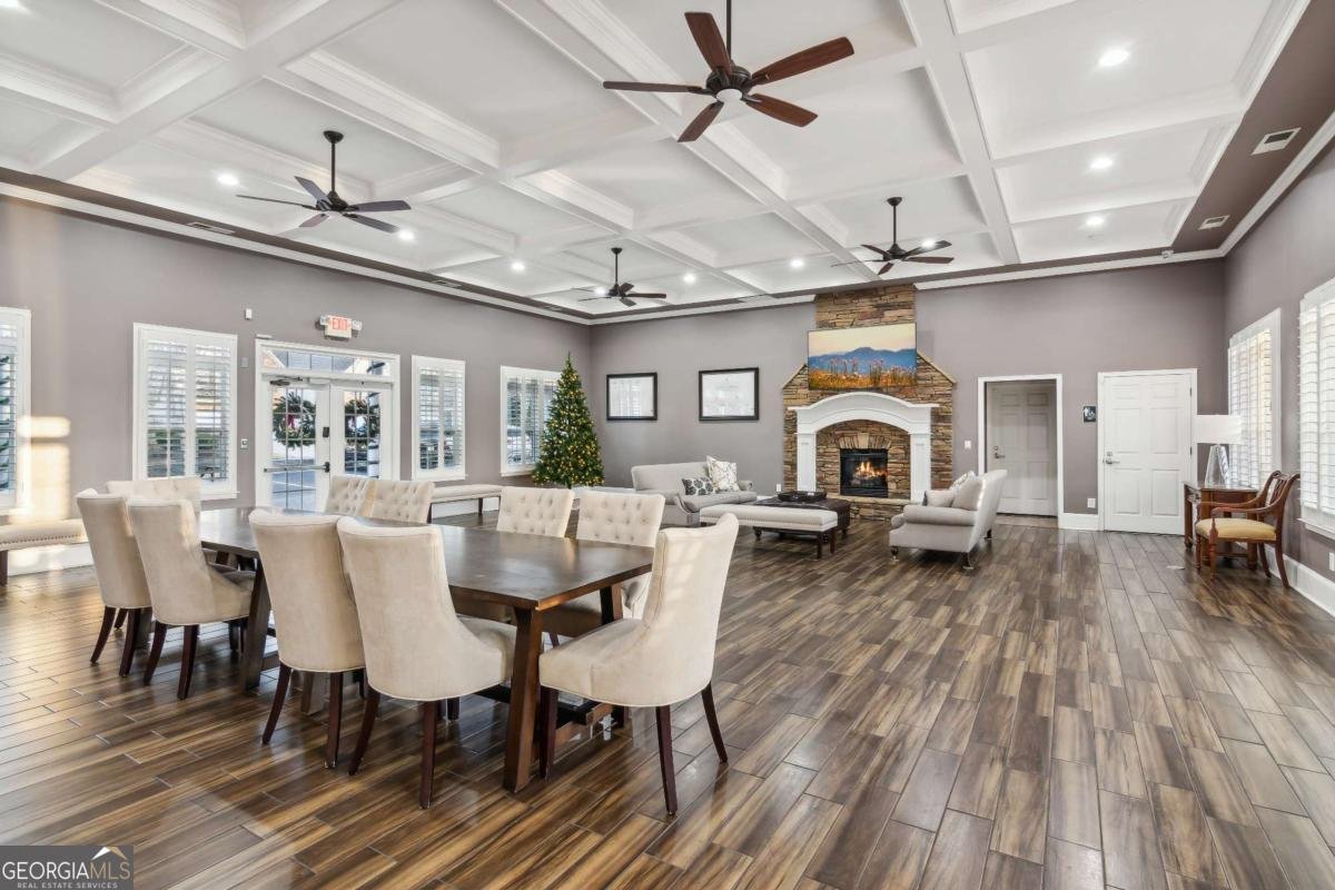 2135 Highland Gate Drive Cumming - 14