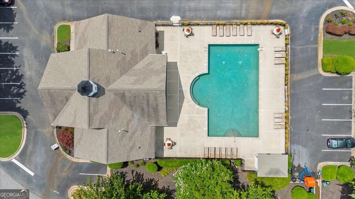 2135 Highland Gate Drive Cumming - 27