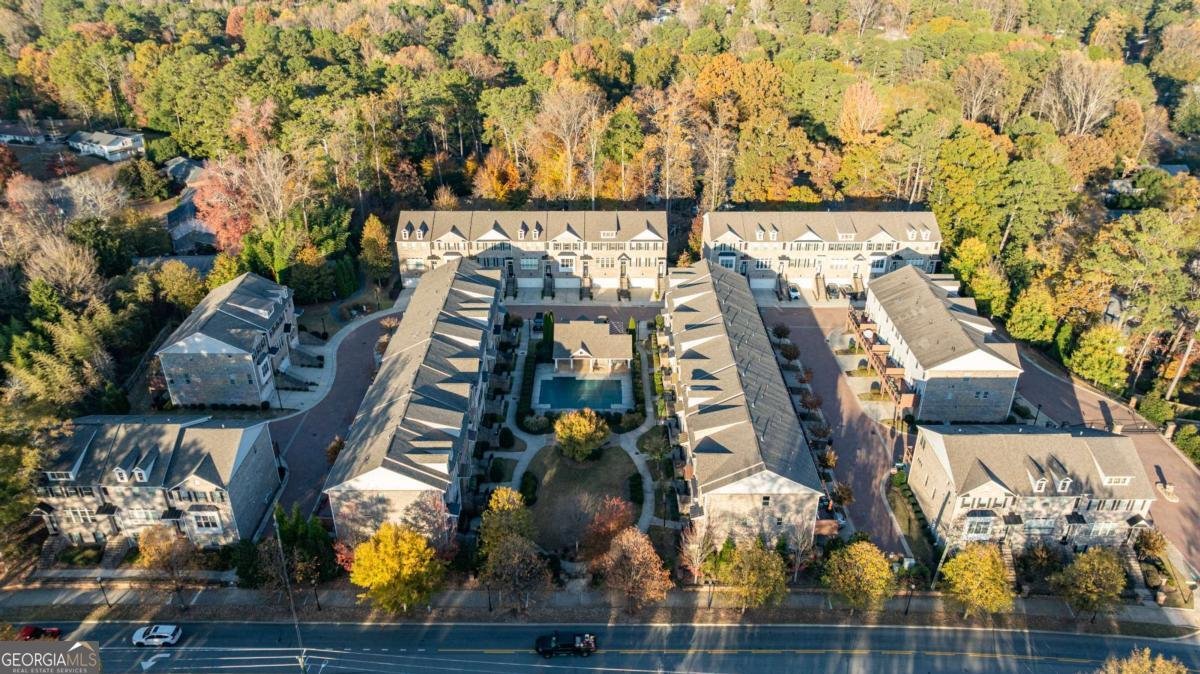 2002 Raven Way Atlanta - 12