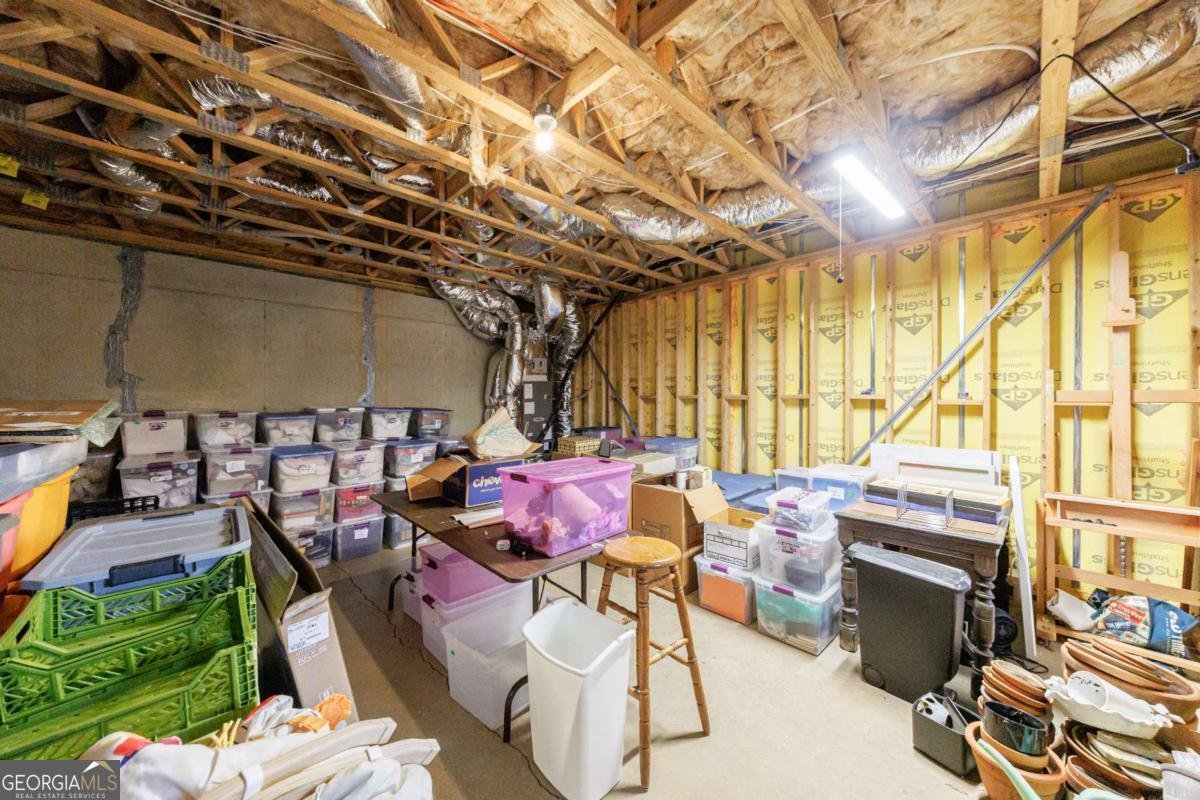 2002 Raven Way Atlanta - 17