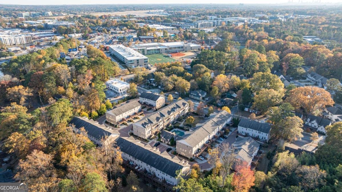 2002 Raven Way Atlanta - 25