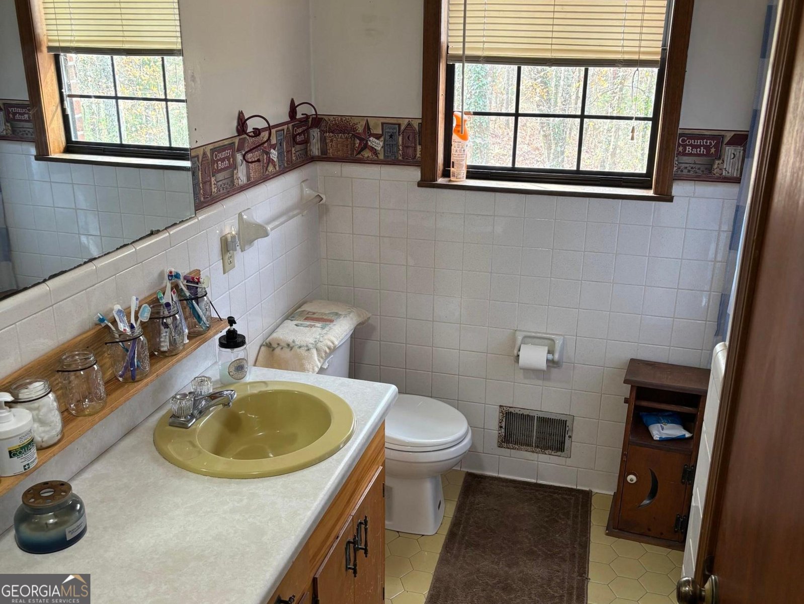 463 Compton Road Silver Creek - 10