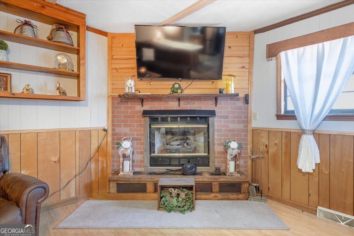 463 Compton Road Silver Creek - Photo 23