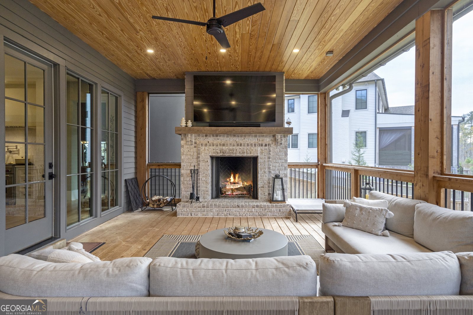 285 Roswell Farms Drive Roswell - 33