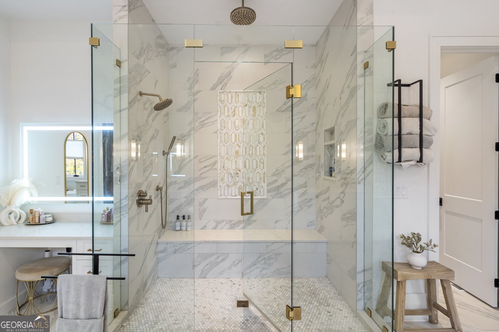 285 Roswell Farms Drive Roswell - 40