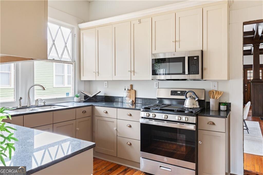 379 Mathewson Place Atlanta - 10