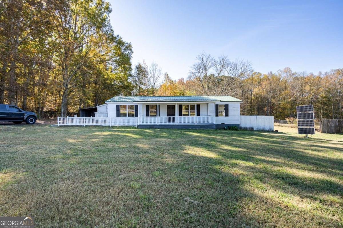 1694 Hannah Road Villa Rica - 1