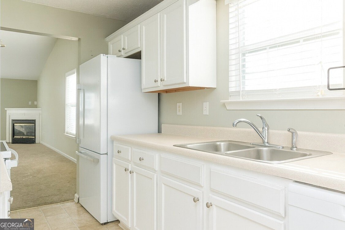 1712 Summerwoods Lane Griffin - 6