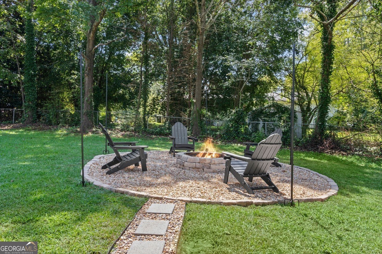 3845 Reynolds Road Douglasville - 38