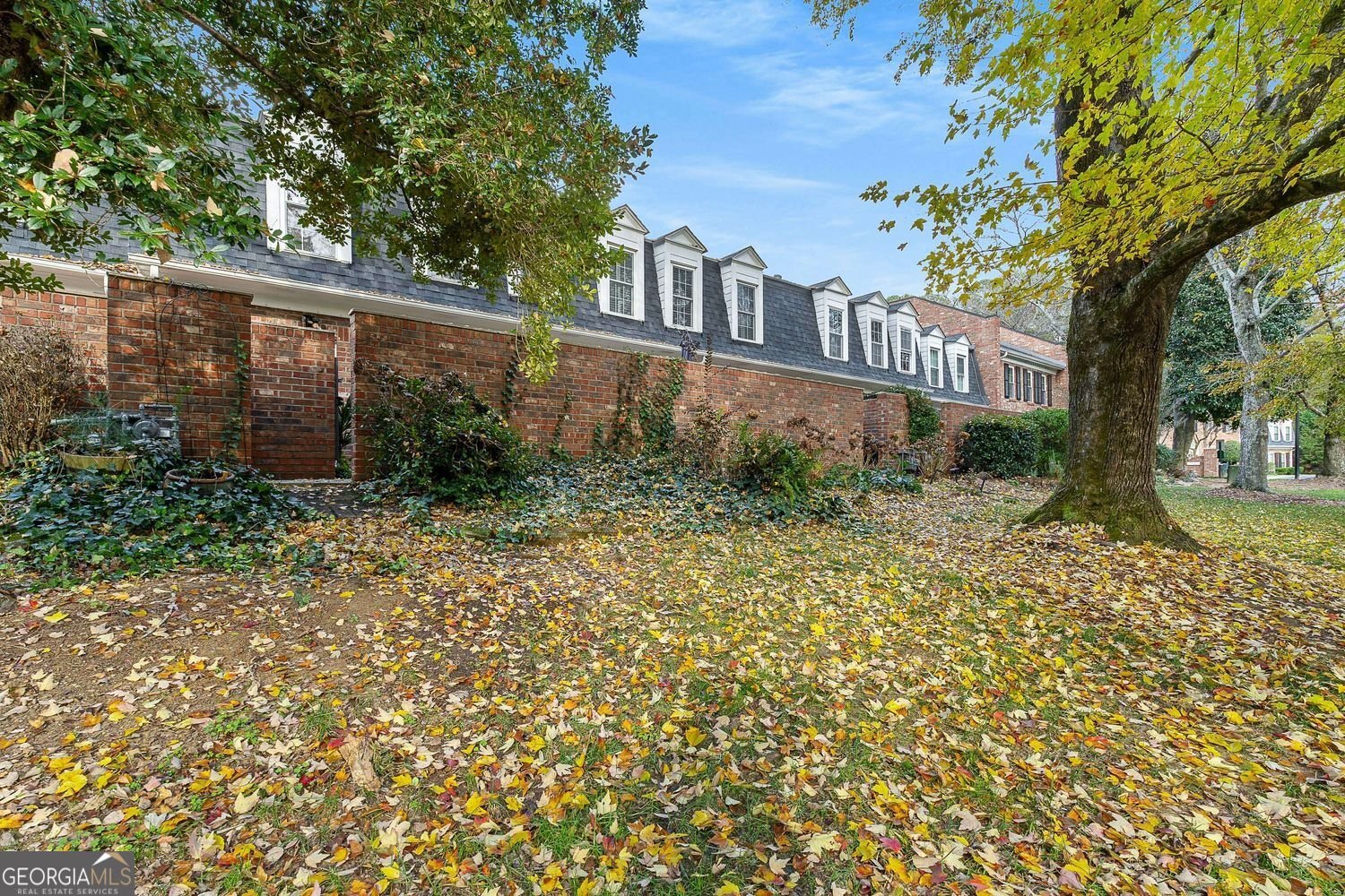 5 Spinning House Place Atlanta - 30