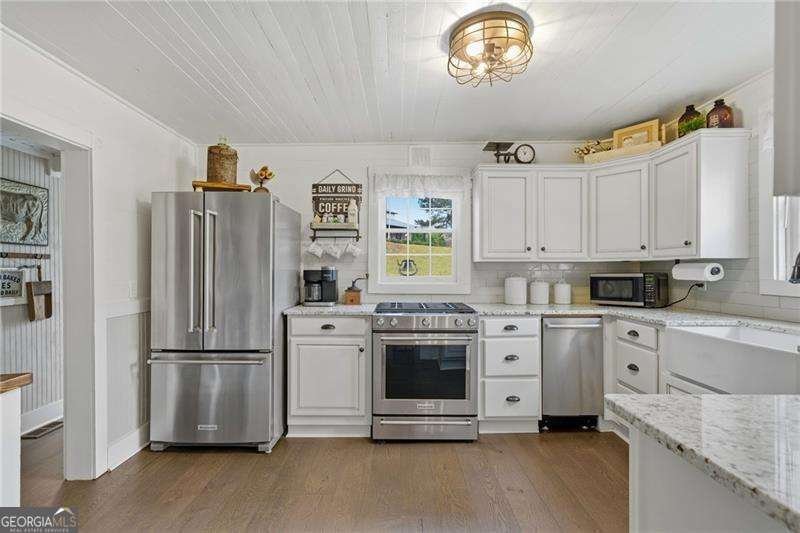 8525 Lanierland Farms Drive Gainesville - 13