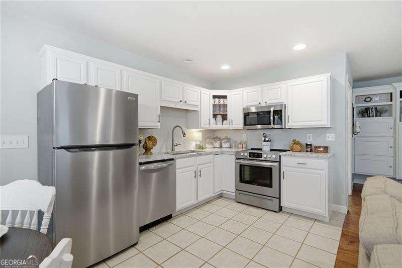 8525 Lanierland Farms Drive Gainesville - 26